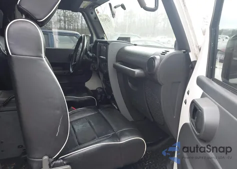 2010 Jeep Wrangler Rubicon from USA, damaged, VIN 1J4BA6D17AL216160